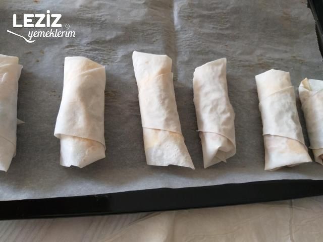 Döner Tadında Tavuklu Börek