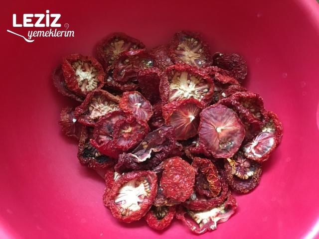 Kurutulmuş Domates Mezesi