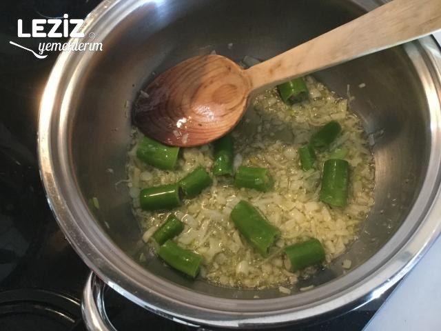 Enfes Etli Nohut Yemeği