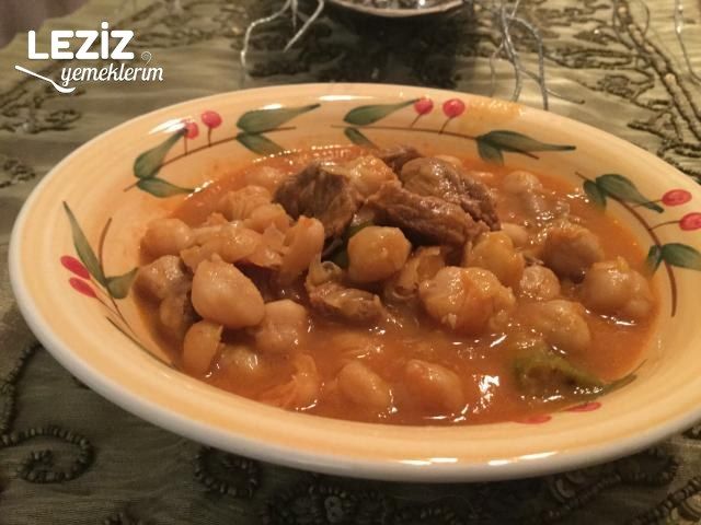 Enfes Etli Nohut Yemeği