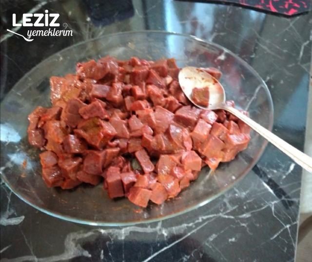 Püf Noktaları İle Arnavut Ciğeri Tarifi