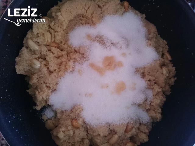 Tereyağlı İrmik Helvası