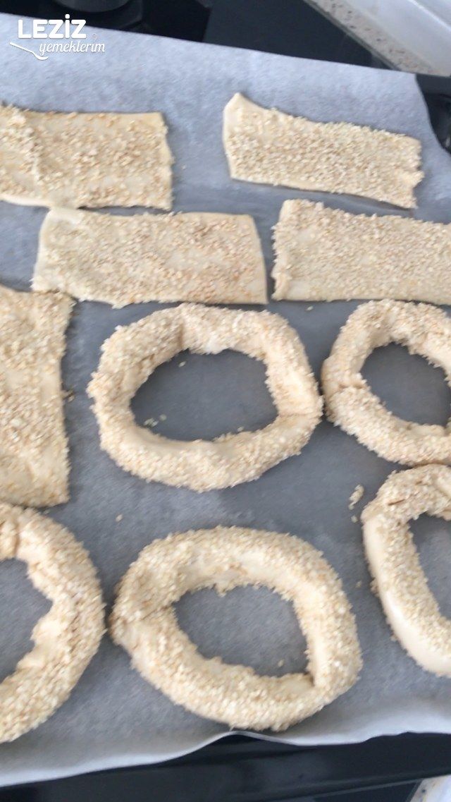 Milföylü Kolay Simit