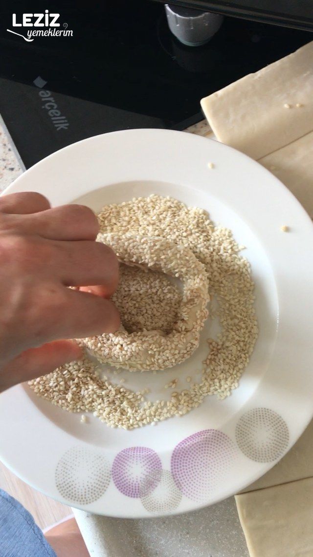 Milföylü Kolay Simit