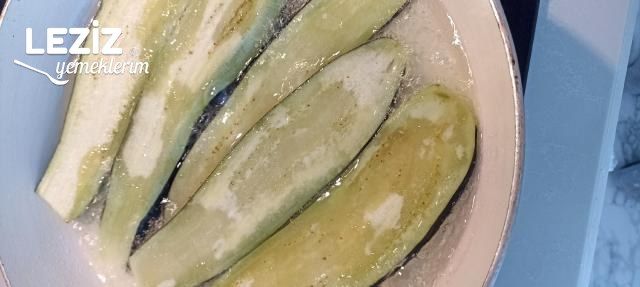 İslim Kebabı (Kuşbaşı Etli)