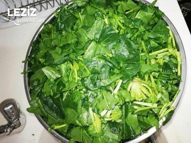 Pirinçli Ispanak Yemeği Tarifi, Nasıl Yapılır