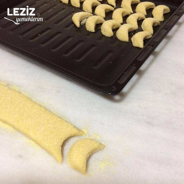 Hira Tatlısı Tarifi Ve Yapılışı