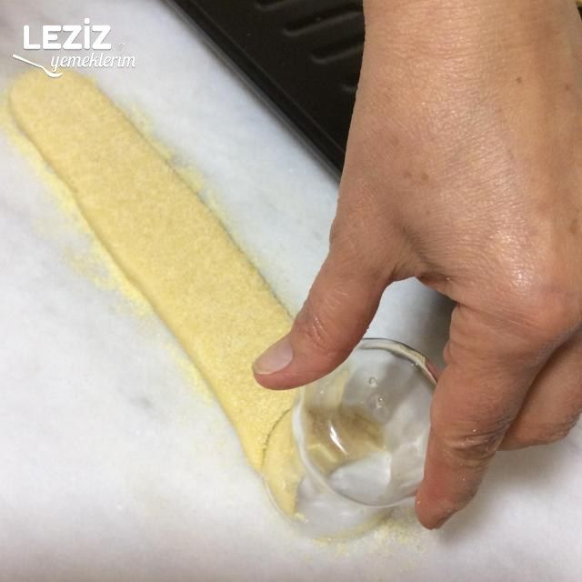 Hira Tatlısı Tarifi Ve Yapılışı