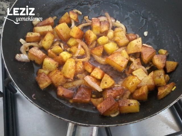 Kahvaltılık Patates Kavurması Yapımı