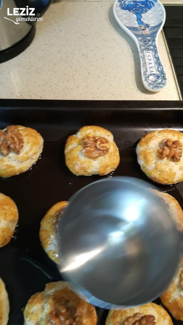 Cevizli Şekerpare Tarifi