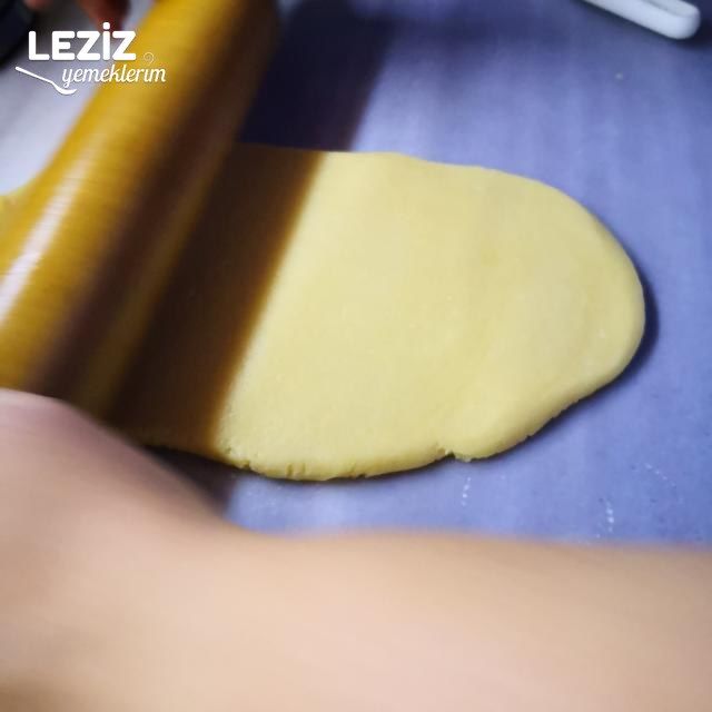 Borcamda Elmalı Turta Tarifi