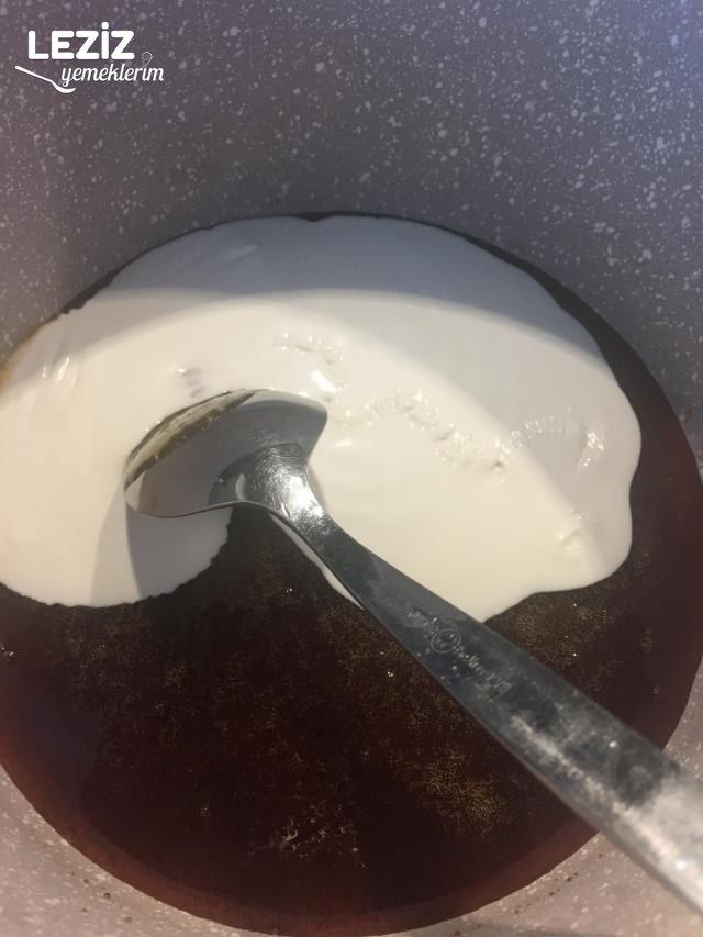 Sütlü Karemela Tatlısı