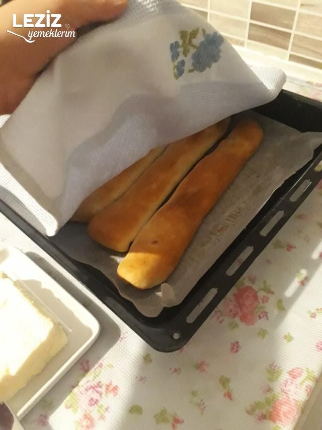 Peynirli Ve Kıymalı Kır Pidesi