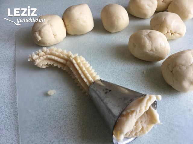 Tırtıl Kurabiye Tarifi