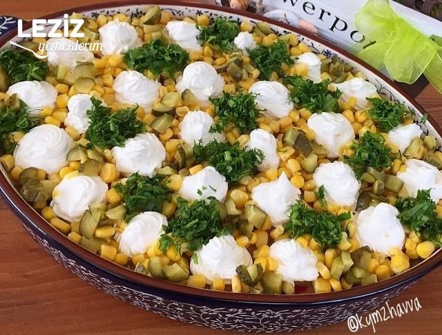 Sağlıklı Bol Sebzeli Yoğurtlu Patates Salatası