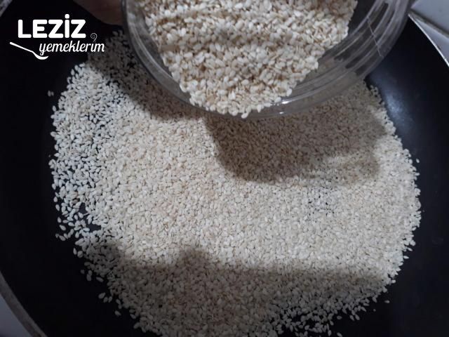 Beyaz Susam Kavurma Tarifi