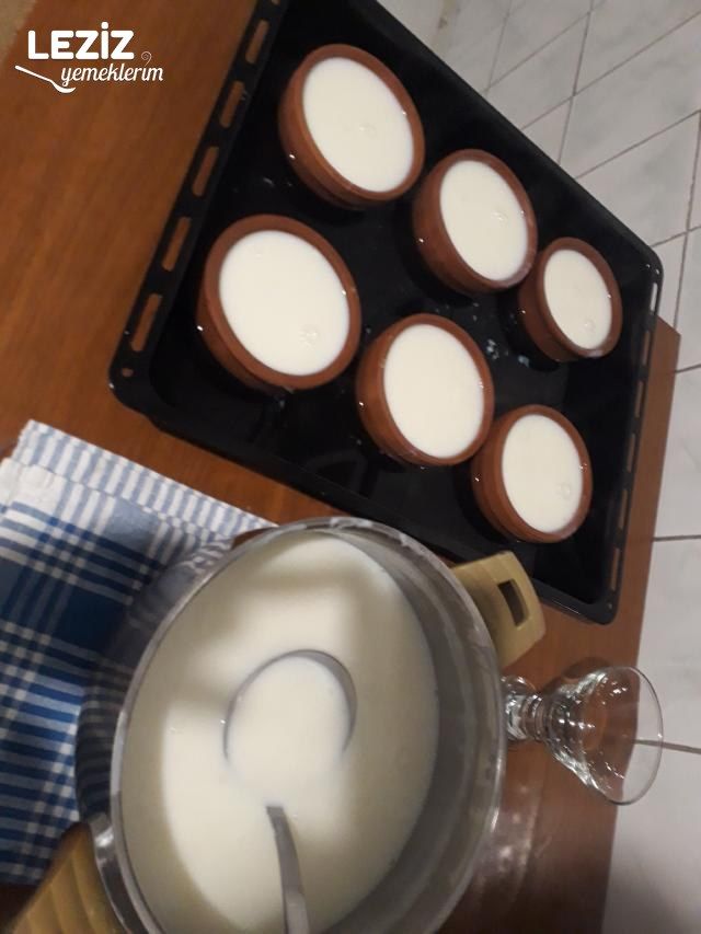 Fırında Sütlaç Nasıl Yapılır? (Aşamalı Ve Fotoğraflı Anlatım)