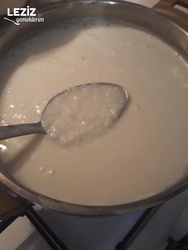 Fırında Sütlaç Nasıl Yapılır? (Aşamalı Ve Fotoğraflı Anlatım)