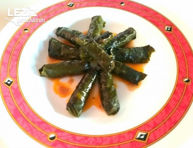 Dut Yaprağıyla Sarma