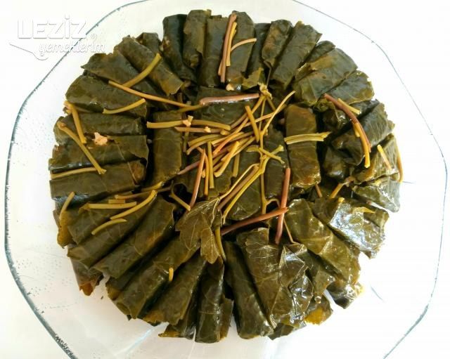 Dut Yaprağıyla Sarma