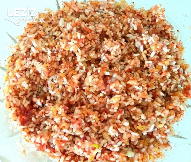 Dut Yaprağıyla Sarma