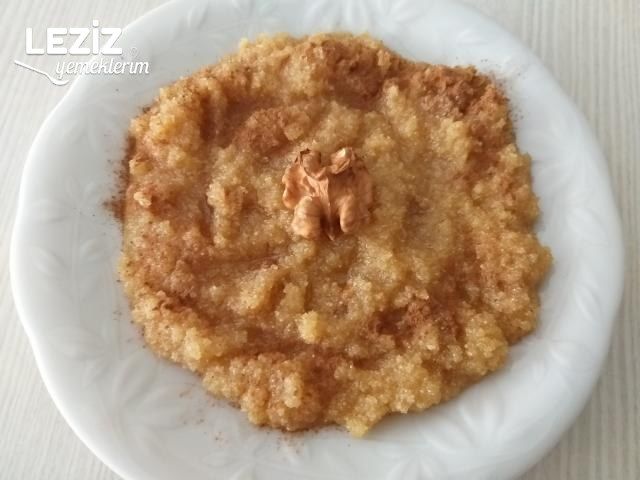 Cevizli İrmik Helvası (Bir Yemek Kaşığı Tereyağı İle)