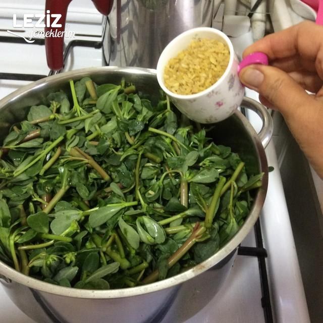 Zeytinyağlı Semizotu Yemeği