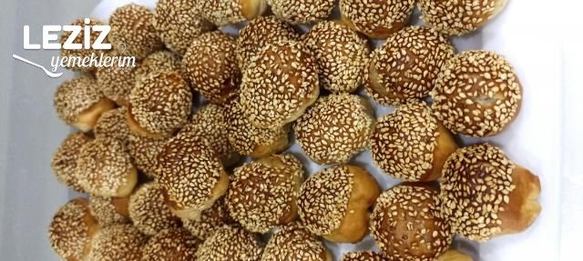 Lokmalık Susamlı Milföy Topları