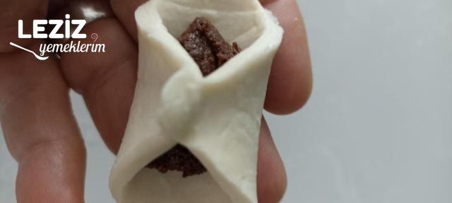 Lokmalık Susamlı Milföy Topları