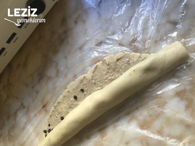 Tahinli Susamlı Kurabiye