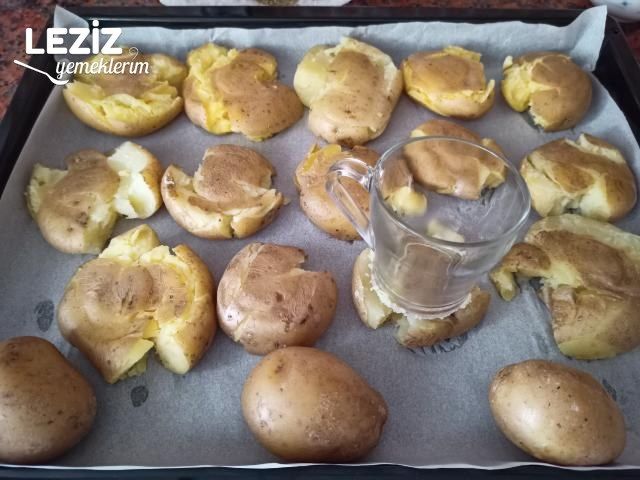 Fırında Çatlak Patates