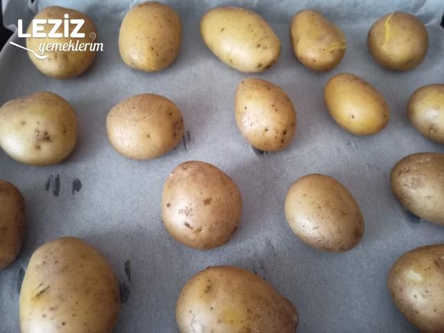 Fırında Çatlak Patates