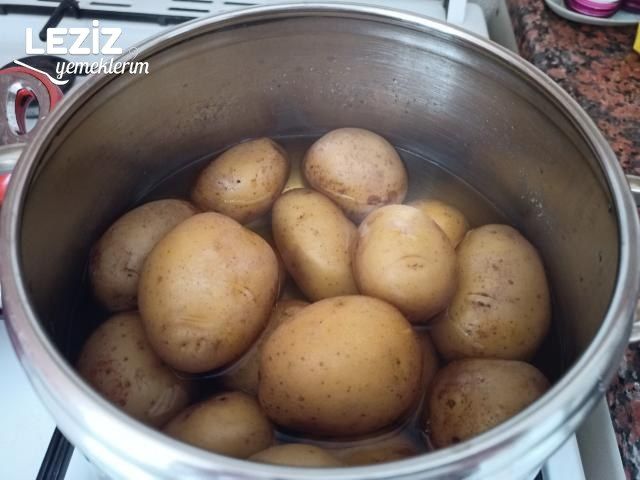 Fırında Çatlak Patates