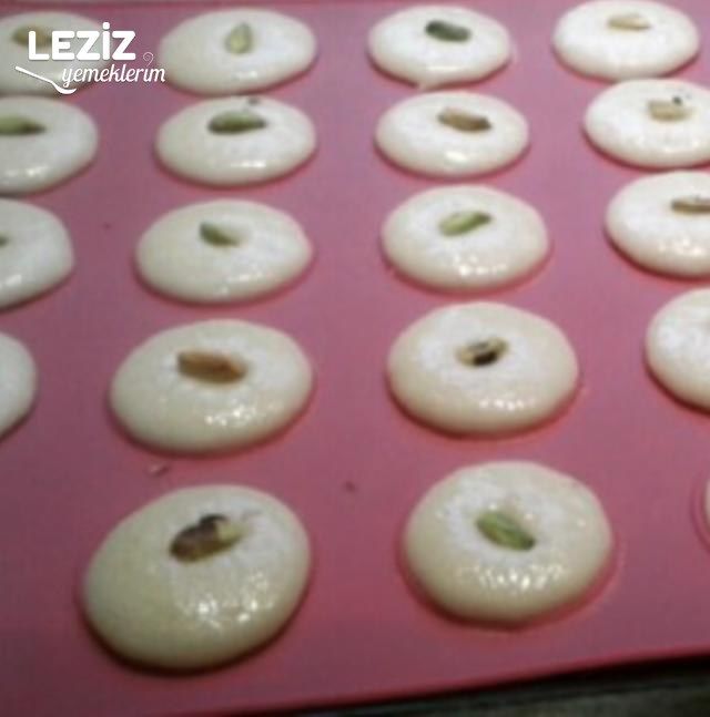 Pastane Usulu Acıbadem Kurabiyesi