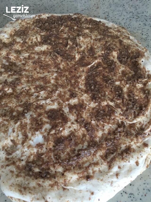 Haşhaşlı Cevizli Çörek