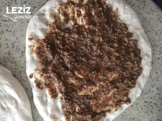 Haşhaşlı Cevizli Çörek