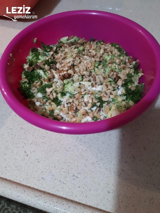Brokoli Ve Karnıbahar Salatası