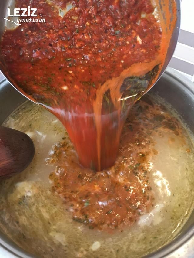 Tavuk Etli Ekşili Köfte Tarifi