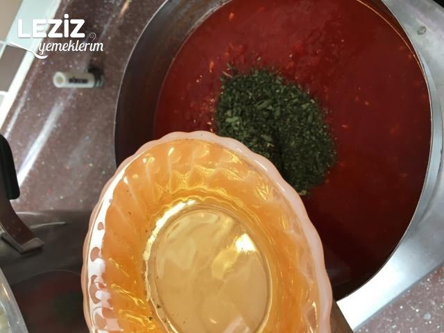 Tavuk Etli Ekşili Köfte Tarifi