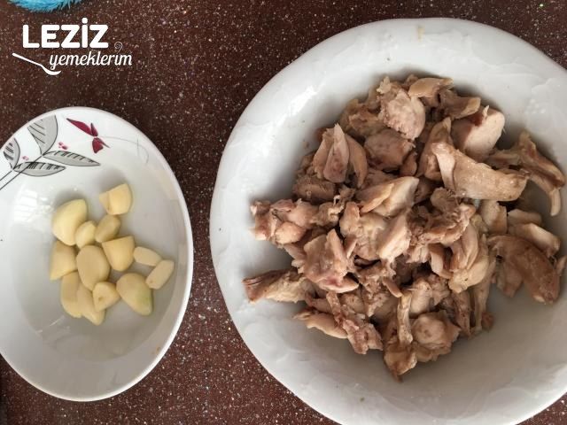 Tavuk Etli Ekşili Köfte Tarifi