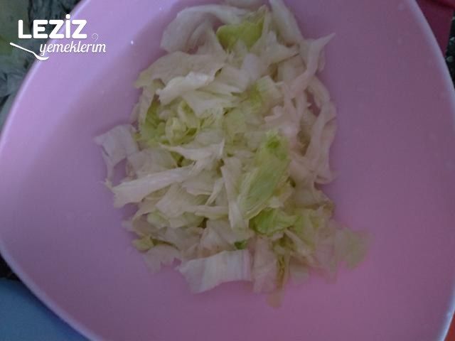 Göbek Salata Tarifi