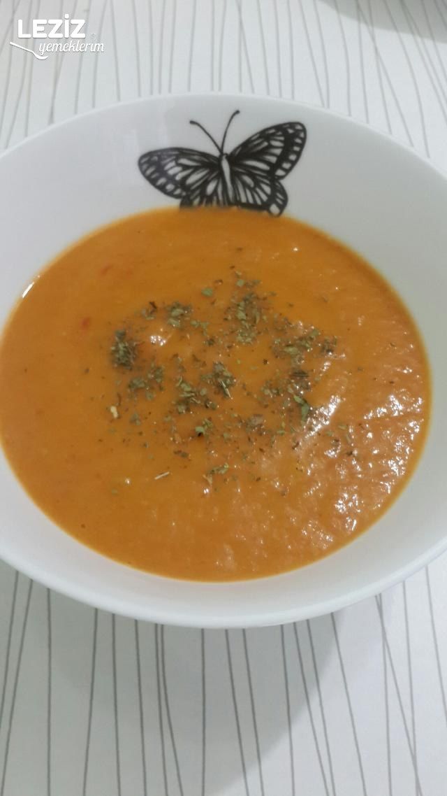 Bol Sebzeli Türlü Çorbası