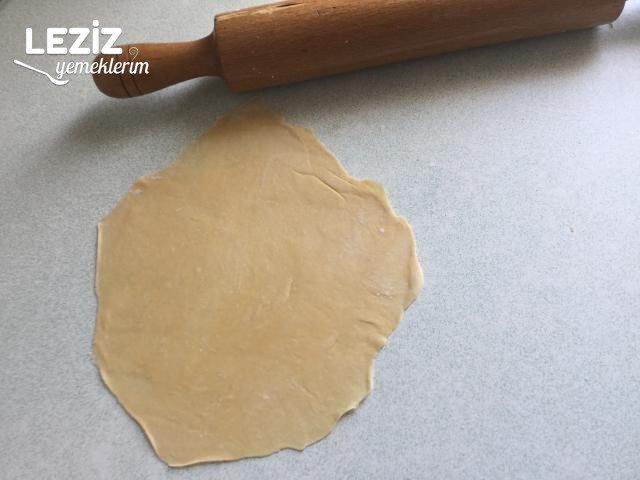 Ravioli Makarna Peynir Dolgulu Domates Soslu