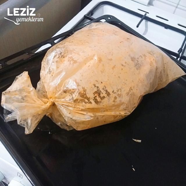 Fırında Nar Gibi Kızarmış Tavuk