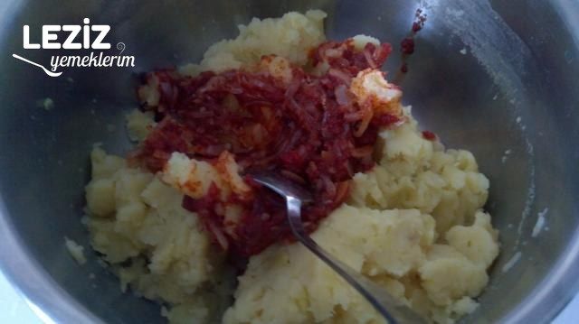 Patatesli Mantı Nasıl Yapılır