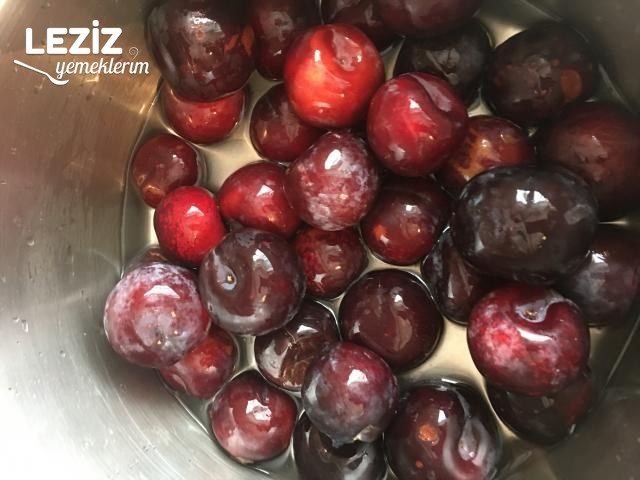 Kara Erik Marmelatı