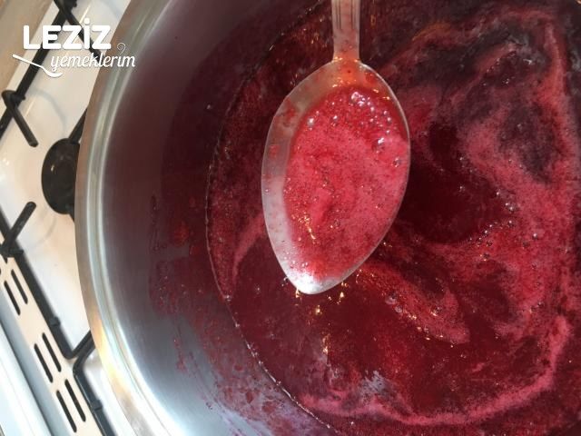 Kara Erik Marmelatı