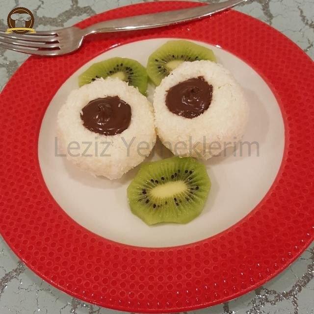 Çikolatalı İrmik Topları