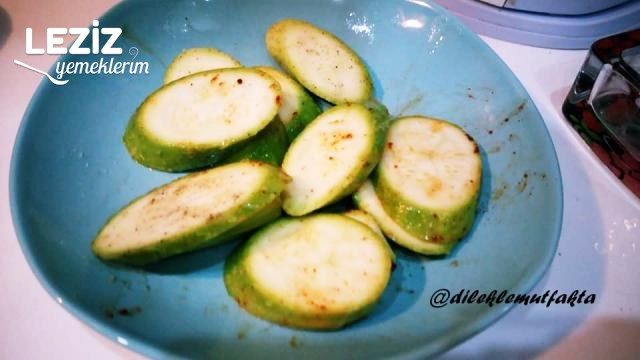 Fırında Sebzeli Somon