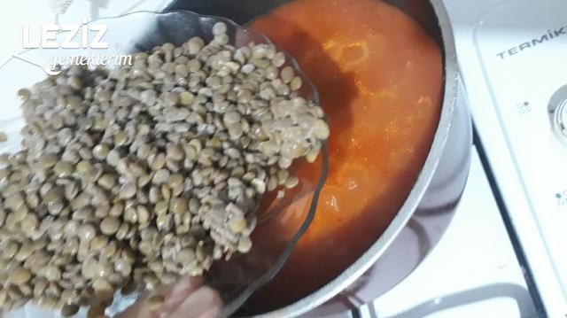 Sebzeli Yeşil Mercimek Çorbası